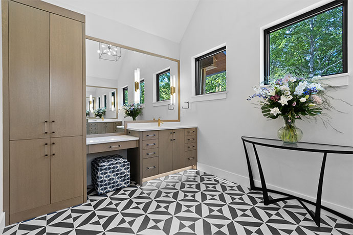 Bathroom black and white tile flooring